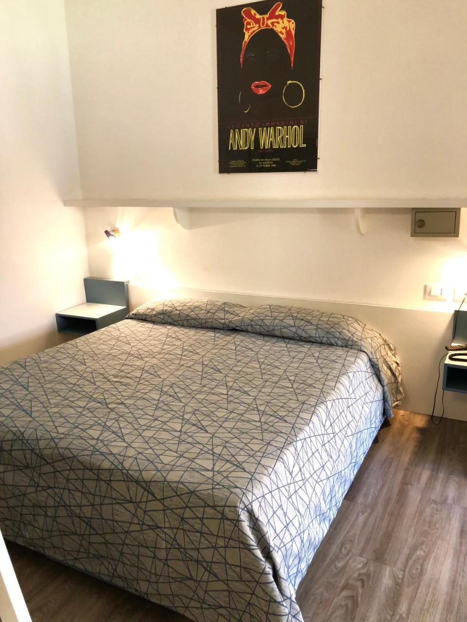 Hotel Sabrina カスティリオーネ・デッラ・ペスカーイア エクステリア 写真